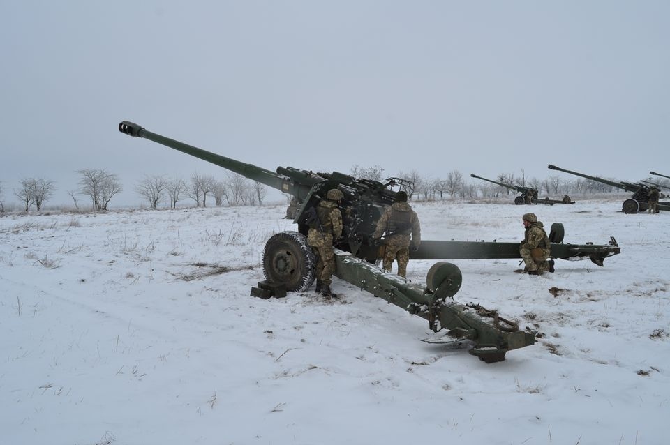 Cung cấp vũ khí hạng nặng cho Ukraine có thể dẫn đến đối đầu giữa các siêu cường